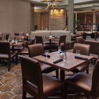 Trofi Restaurant - Doubletree by Hilton Kansas City - Overland Park