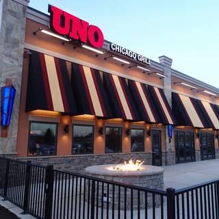 Uno Pizzeria & Grill - Oaks