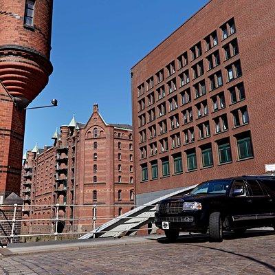 Private Hamburg Tour in a luxury car with a former Police Officer