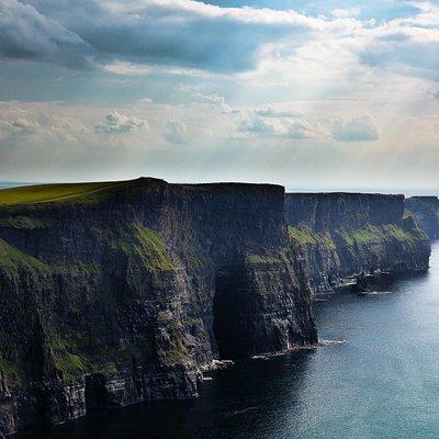 12:00 Cliffs of Moher Tour