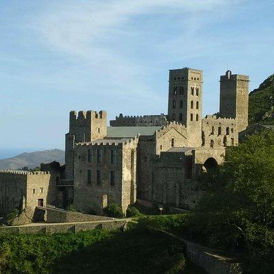 Cadaques and St Pere de Rodes Monastery small group from Girona