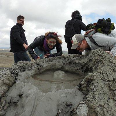 Gobustan & Mud Volcanoes, Fire Temple, Burning Mountain (by TES Tour)