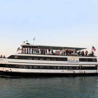 Clearwater Daytime Yacht Music Cruise with Optional Dining 