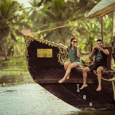 Private Kerala Backwaters Houseboat Cruise with Lunch from Kochi