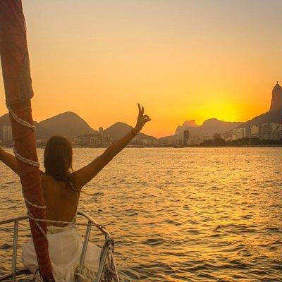 Sunset Sailing Tour in Rio de Janeiro