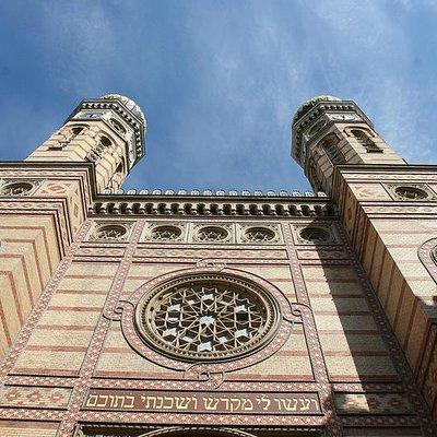 Budapest Jewish Heritage Tour & Synagogue Ticket