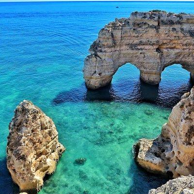 From Faro: Visit Benagil Cave, Marinha Beach, Algar Seco & More