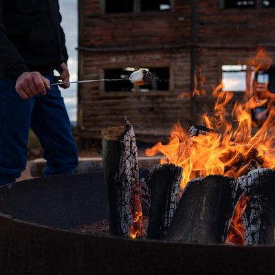 Campfire S'mores and Stars Tour in Kanab