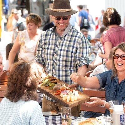 Bavarian Beer and Food Evening Tour in Munich