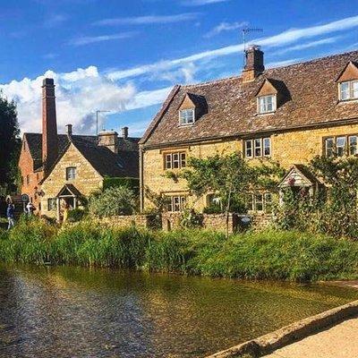 Private Cotswold Village Tour - 4th & 5th guest travel FREE