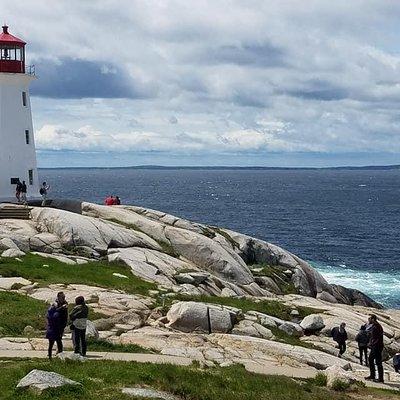 Peggy’s Cove/Mahone Bay & Lunenburg