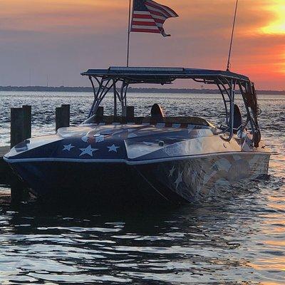 Sunset Dolphin Watching Cruise in Destin Harbor