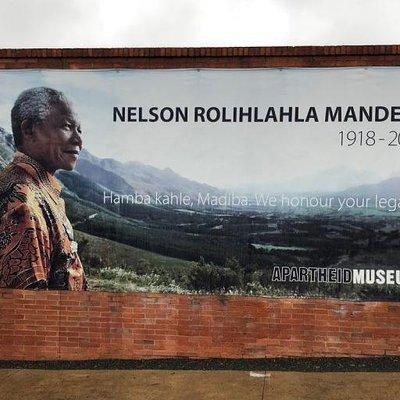 Soweto Township Cultural Tour incl Apartheid Museum and Nelson Mandela House