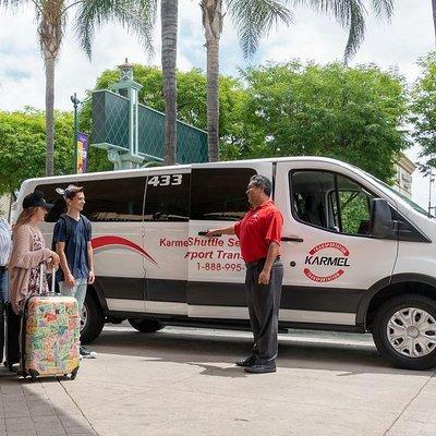 Private Van Airport Arrival Transfer: John Wayne Airport to Anaheim Resort Area