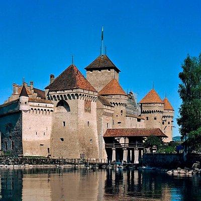 Montreux, Vevey, Chaplin's World and Chillon Castle Private Tour