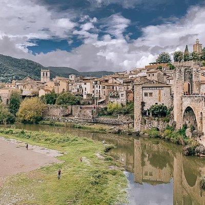 Girona Exclusive Walking Tour : Guided Tour with Small Group (3 Hours)