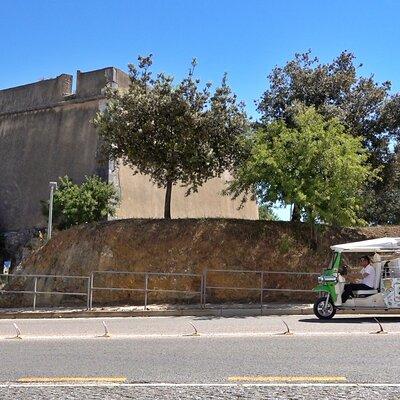 TUK TUK Tour around Lagos Old & New Town & beaches - Best way to know Lagos