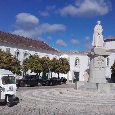 Faro City Tour on Electric Tuk tuks