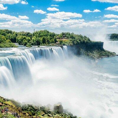 Niagara Falls USA 2-Day Tour from New York City 