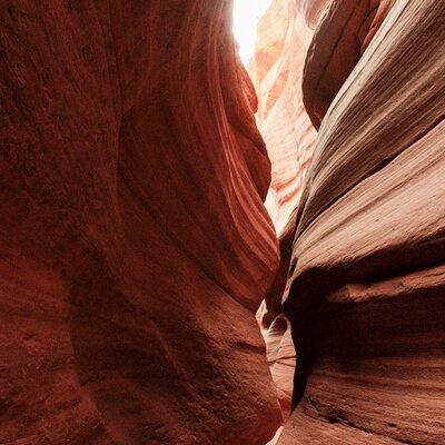 Peekaboo Slot Canyon UTV and Hiking Adventure