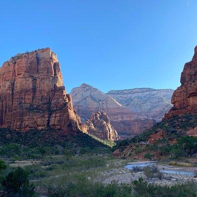 Zion National Park: Private Guided Hike & Picnic