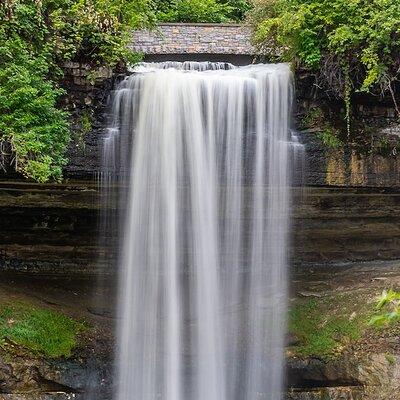 Minnehaha Falls: A Self-Guided Audio Tour of Minneapolis