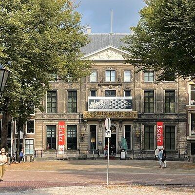 Royal The Hague Private Guided Walking Tour