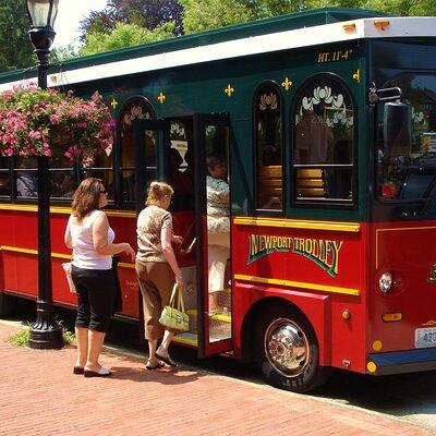 Newport Trolley Tour with Marble House - Viking Tours