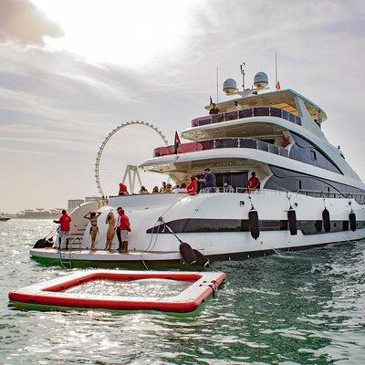 Dubai Harbour Super Yacht Experience with Live station & Drinks 