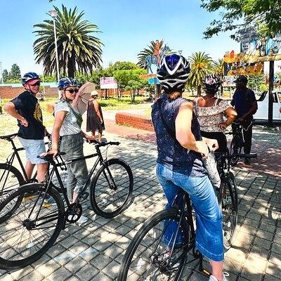 Guided Bicycle Tour of Soweto with Lunch