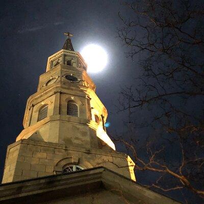 Charleston: City of The Dead (Walking Ghost Tour)