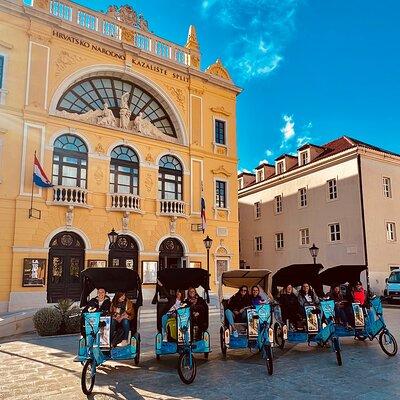 Split Tour in Private Electric Rickshaw