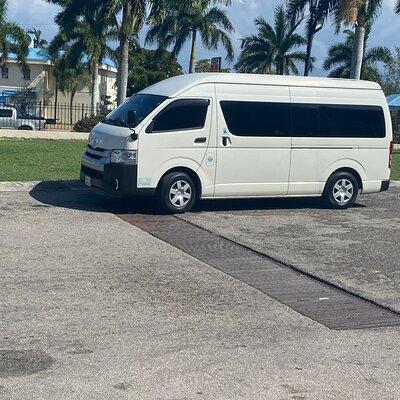 Montego Bay Airport transfers-Excellence,Royalton,Ocean Coral Spring(Round Trip)