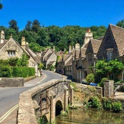 Cotswold Village Day Trip from Bath