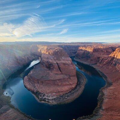 Upper and Lower Antelope Canyon with Horseshoe Bend Hiking Tour