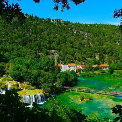 Full-Day Private Krka Waterfalls Wine Tour from Split