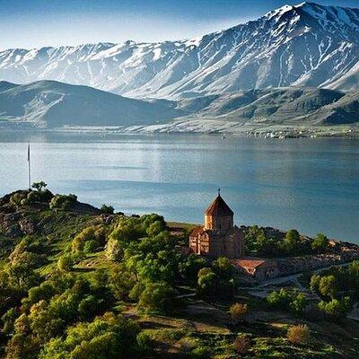 Day Tour: Lake Sevan, Dilijan, Haghartsin, Goshavank from Yerevan