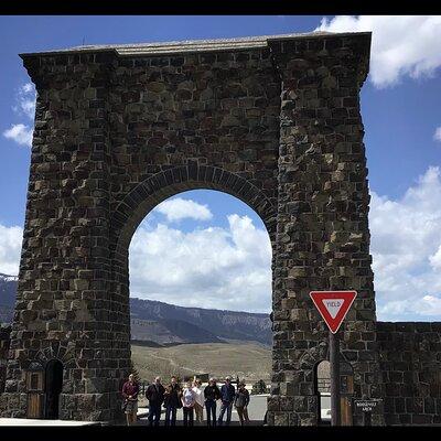 Private Yellowstone Wildlife and Photo Tour’s Upper Loop Cody Wy 