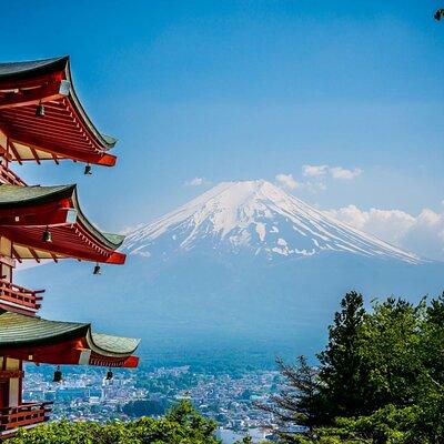 Private Tour of Mount Fuji with Kawaguchi Lake and Oshino Hakkai