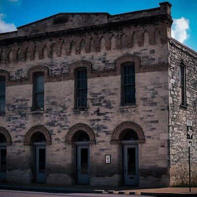 1 Hour Ghosts Guided Walking Tour of Old Round Rock