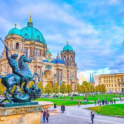 Full Day Tour of Berlin from Warnemunde and Rostock Cruise Port