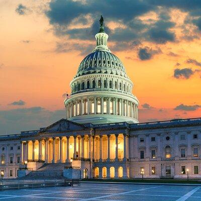 DC Monuments and Memorials Night Tour 