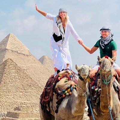 Hurghada Cairo to Pyramids & Museum & Camel Ride Private Day Trip