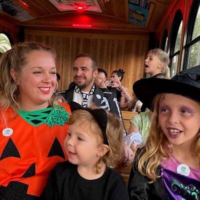 The BooMobile Trolley | 45-Minutes of Family Halloween Fun