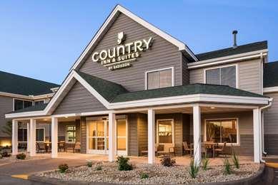 Country Inn & Suites by Radisson Chippewa Falls