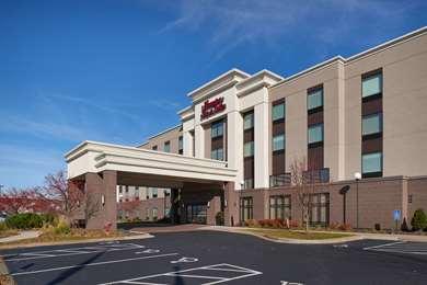 Hampton Inn & Suites