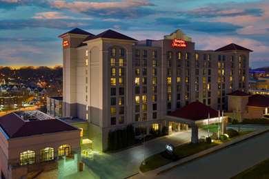 Hampton Inn & Suites By Hilton - Kansas City Country Club Plaza