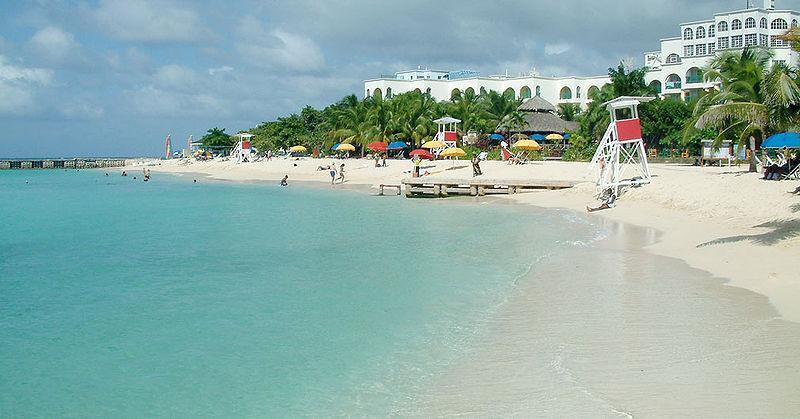 Doctor's Cave Beach