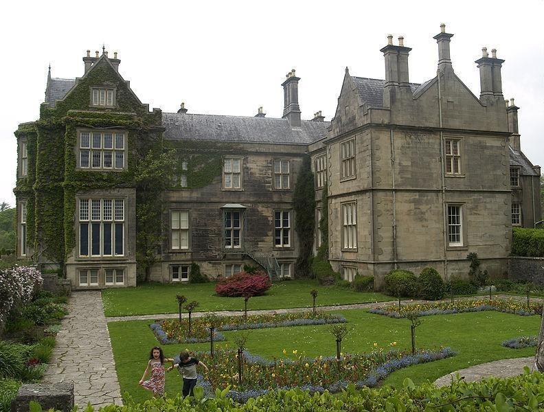 Muckross House, Gardens & Traditional Farms