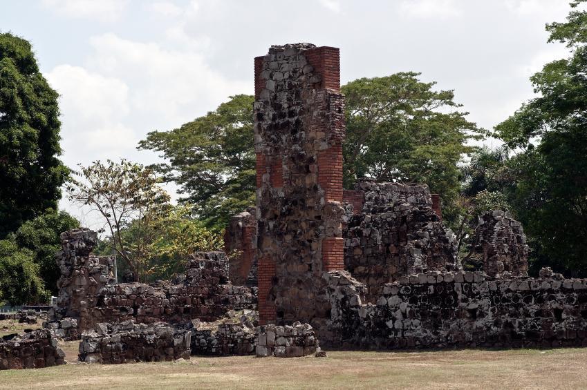 Panamá Viejo (Old Panama Ruins)